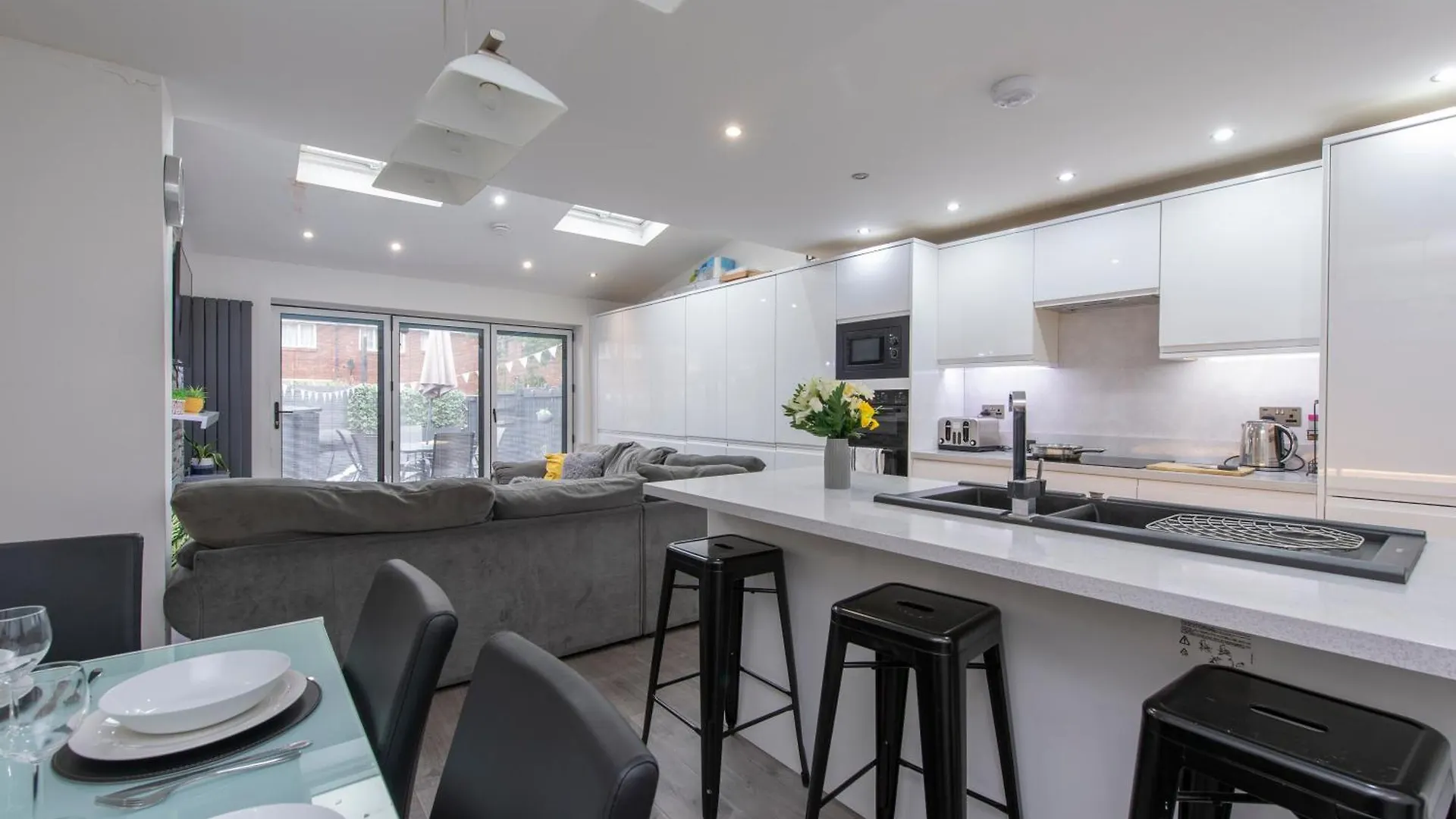 Peckham Large 2 Bath Home With Parking & Garden Londra Regno Unito