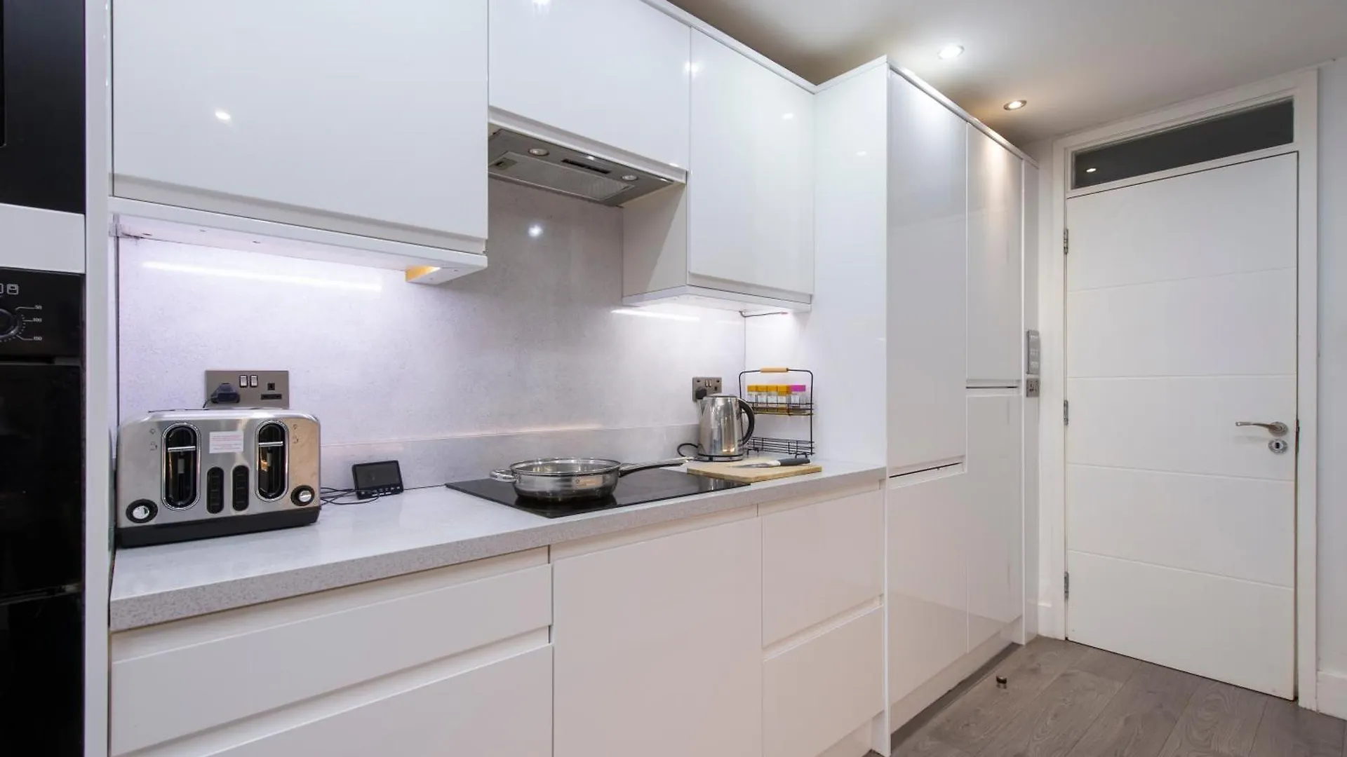 Appartamento Peckham Large 2 Bath Home With Parking & Garden Londra